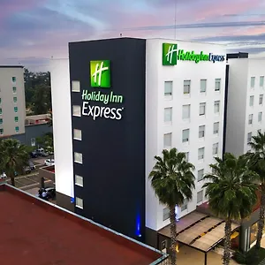 holiday-inn-express-guadalajara-aeropuerto.guadalajarahotels.info/