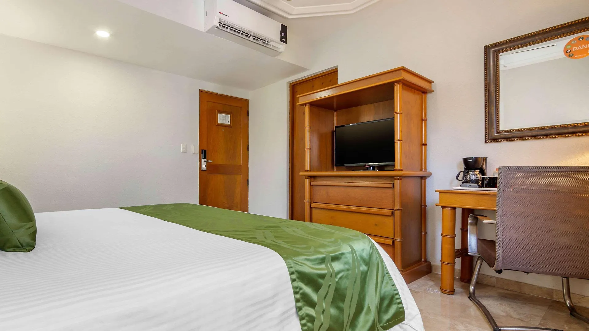 Quality Inn Mazatlan