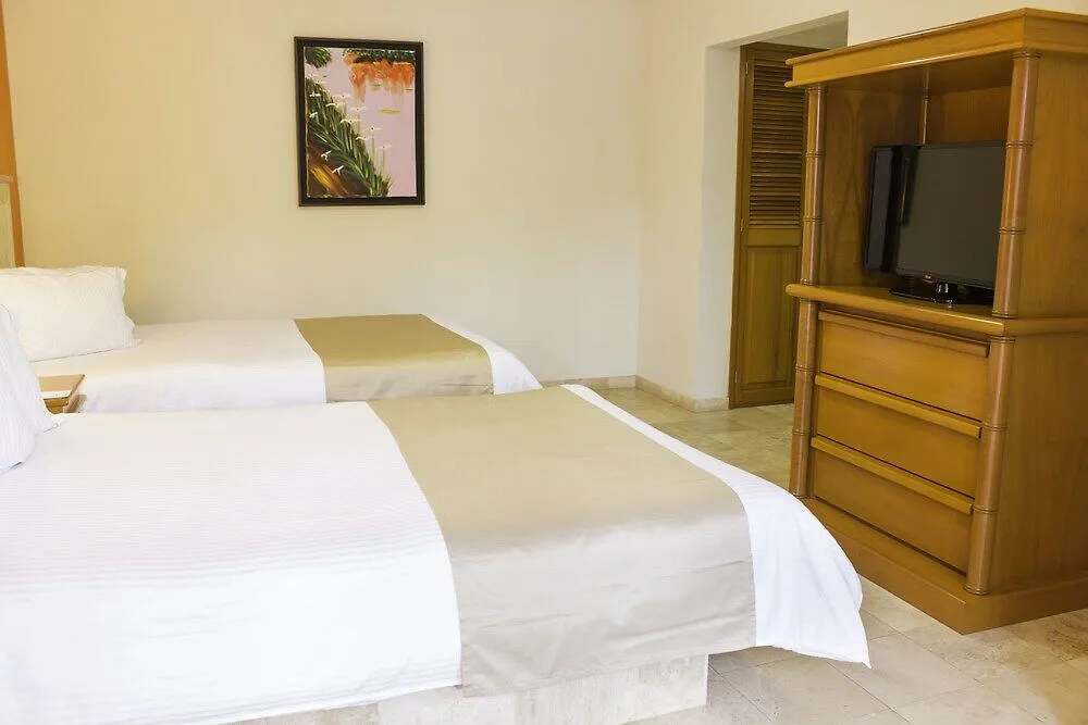 ****  Quality Inn Mazatlan Mexico